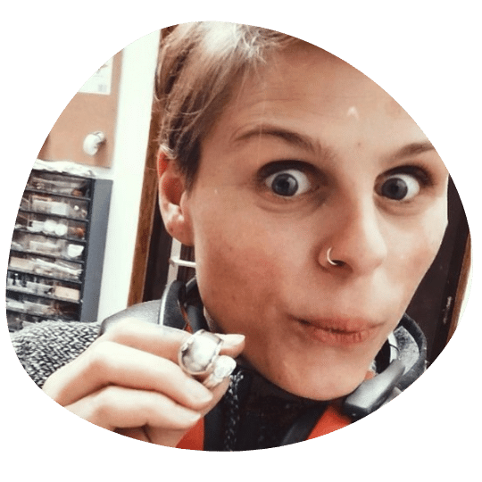 Camille créatrice membre de l'Artisane Académie