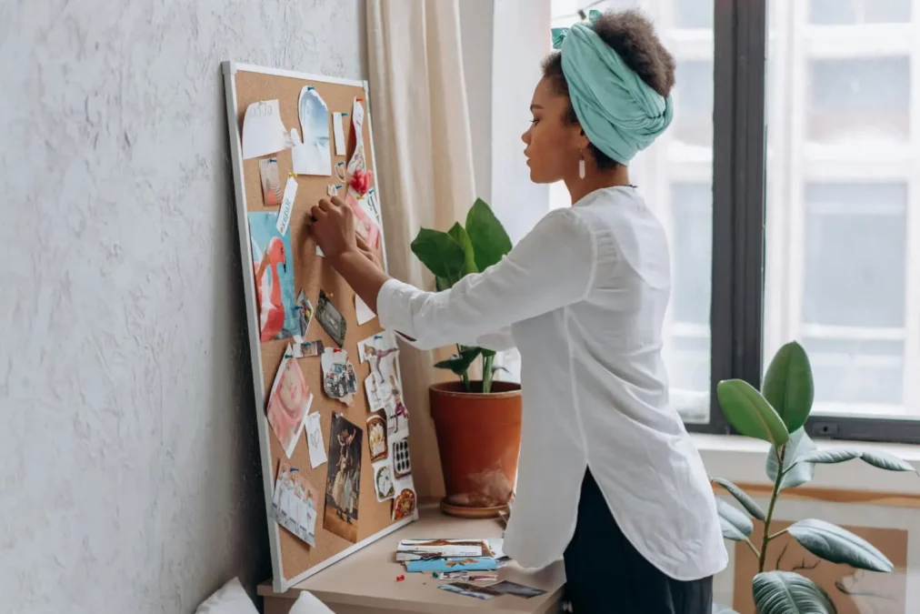 Ton vision board 2025 : un outil indispensable si tu es créatrice